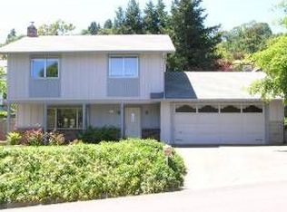 308 Luna Vista St, Ashland, OR 97520