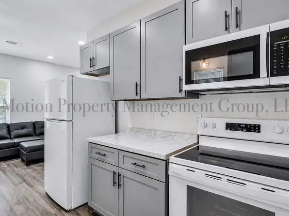 702 Carmen Ave, Fort Valley, GA 31030