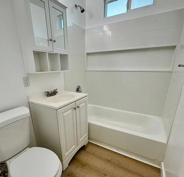 1114 N Mayfair Ave #D — Photo 6