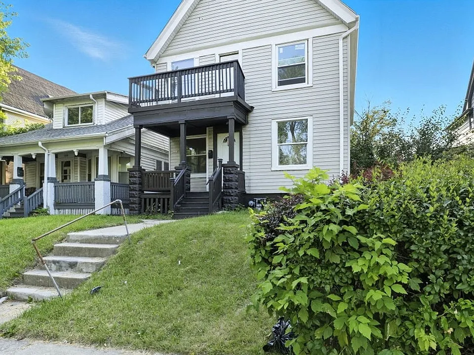 3221-3221A N 20th St. (Duplex)