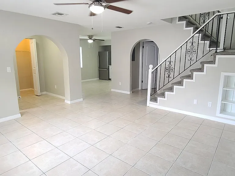 2118 Oak Meadow Cir — Photo 8