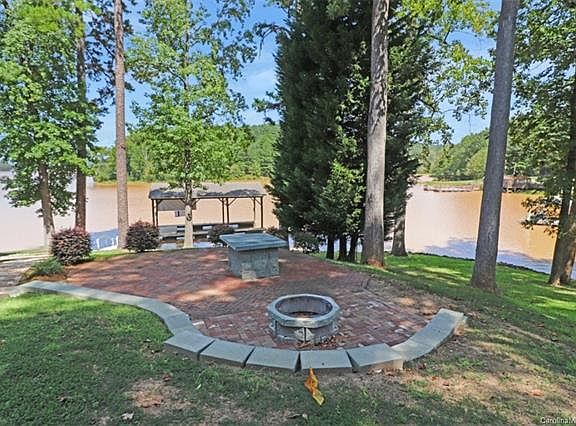 2nd image of 184 Lake Mist Dr #2