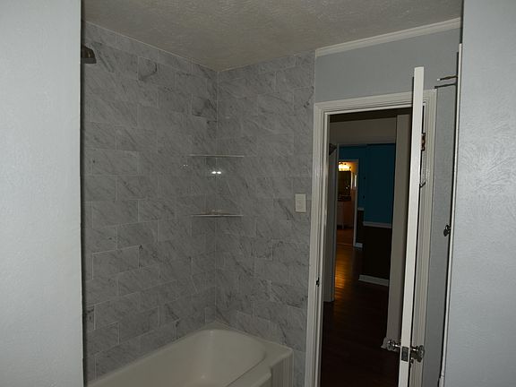 2nd bathroom