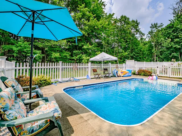 114 Epping Street, Portland, ME 04103