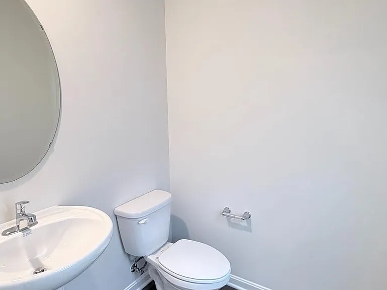 107 Dinges St — Photo 3