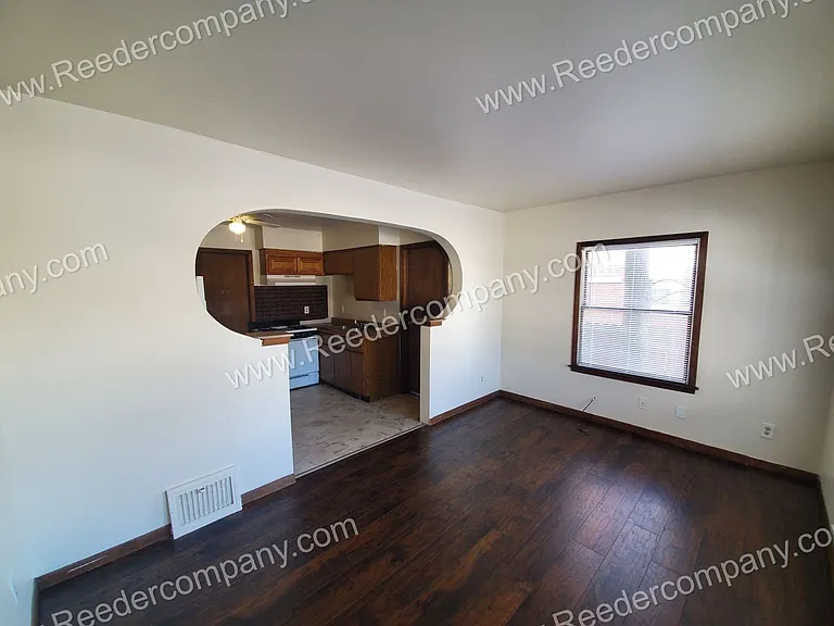 1201 Beacon Ave. — Photo 2