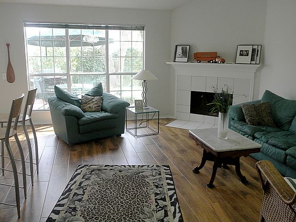 4th image of 3607 Creekstone Ct