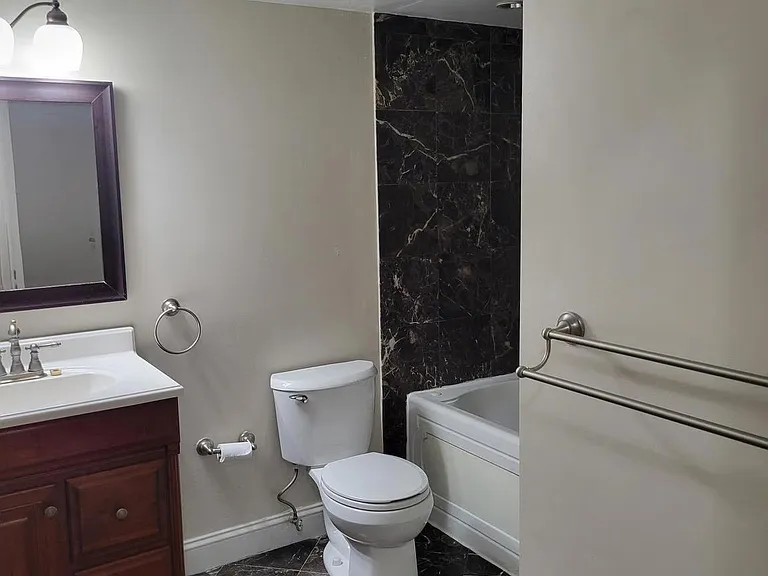 10239 Prince Pl #104 — Photo 19