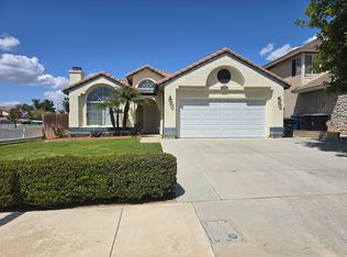 19800 Cuyama Ln, Riverside, CA 92508