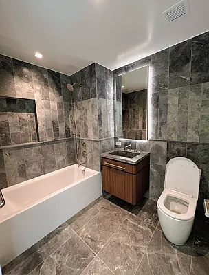 Rented by MaxInvest Real Estate, Inc. | media 44