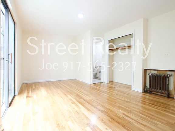 4th image of 42 W 73rd St APT 4r