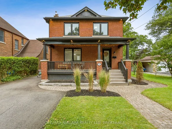 157 Aqueduct St, Welland, ON L3C 1C3