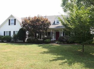 218 Roy Thomas Rd, Bowling Green, KY 42103