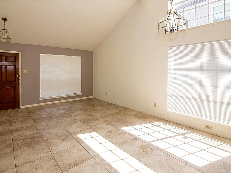 17803 Telegraph Creek Dr — Photo 3