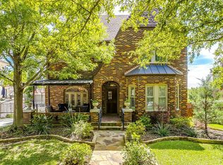 2413 Medford Ct E, Fort Worth, TX 76109
