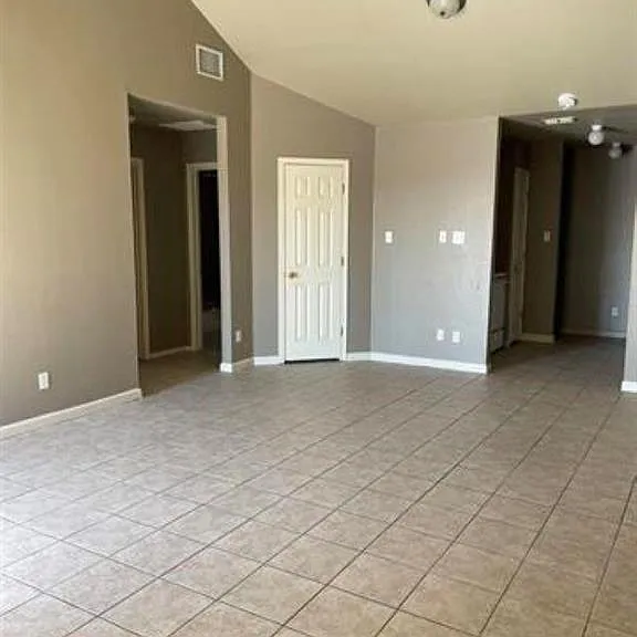 227 Sunset Ave #C — Photo 3
