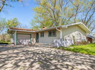 5517 N James Rd, Peoria, IL 61615