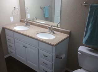 15902 52nd St E #C, Sumner, WA 98390