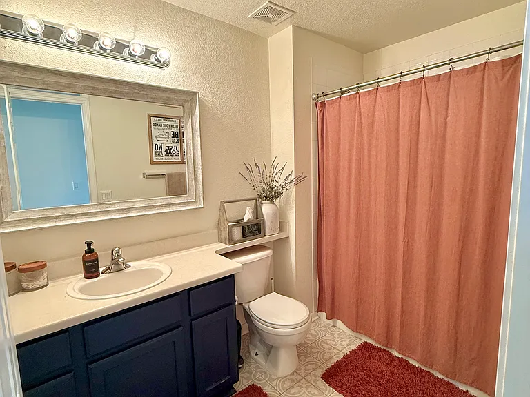Second floor full bath