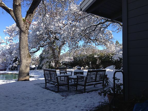 2nd image of 270 Summit Ave