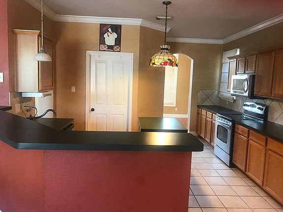 2nd image of 11438 Fair Hollow Dr