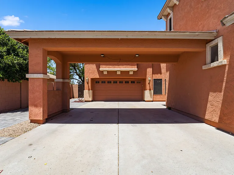 3446 E Fairview St — Photo 59