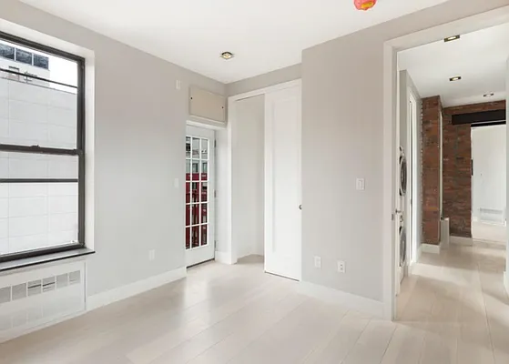 Rented by REAL New York | media 32