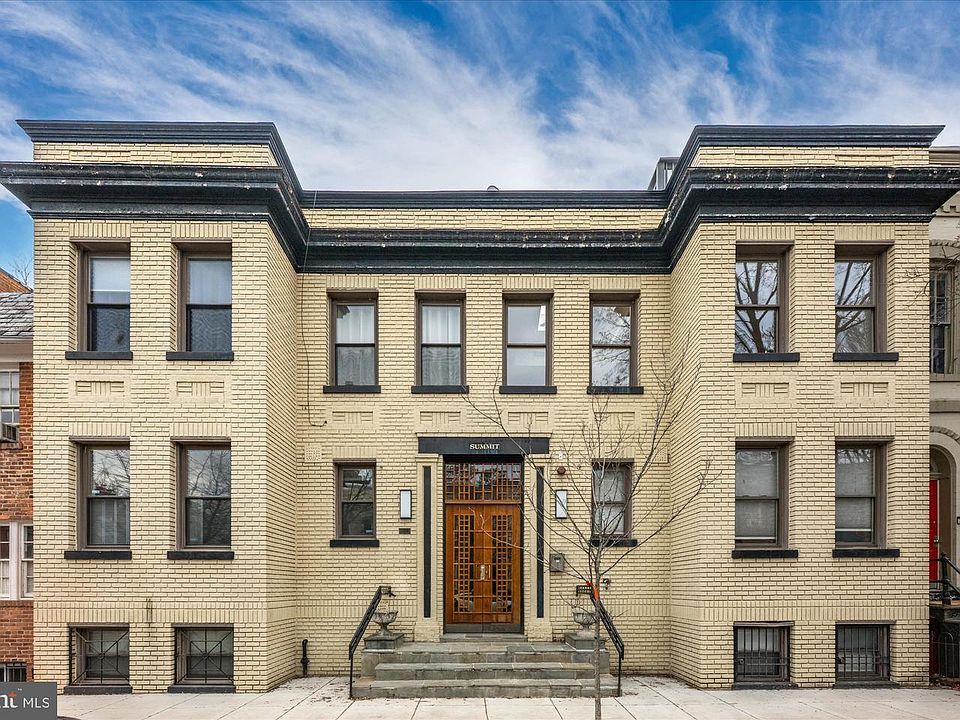 1st image of 1318 35th St NW APT 6