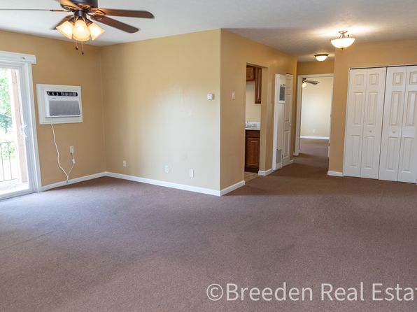 239 Maple St APT 302A