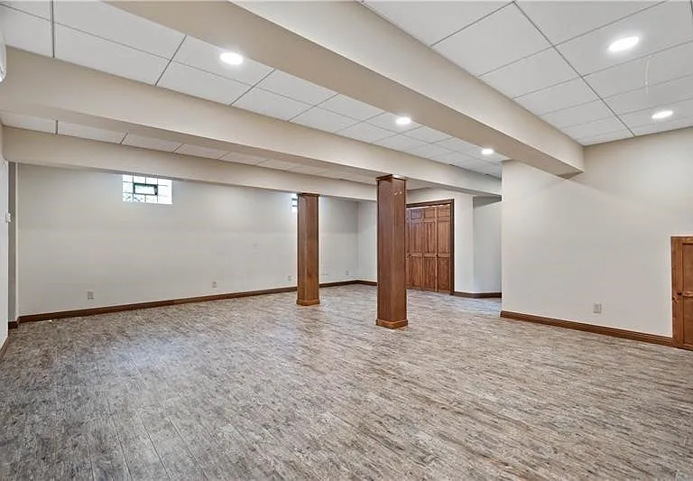 6050 Walton Rd — Photo 24