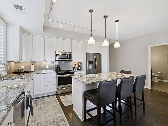 3rd image of 3962 Wooddale Ave S APT 201E