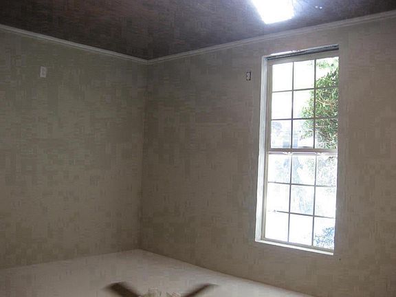 4th image of 131 Sheffield Dr