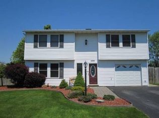 4744 Freestone Rd, Liverpool, NY 13090