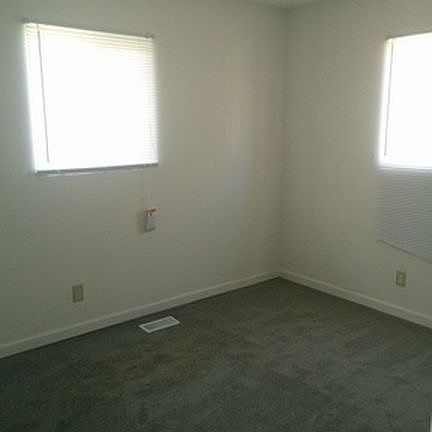 4th image of 1648 E Southern Ave