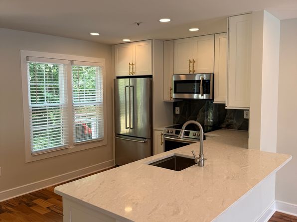16033 Elegant Ct