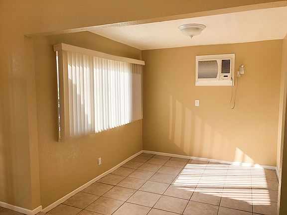 5th image of 3173 Gardena St