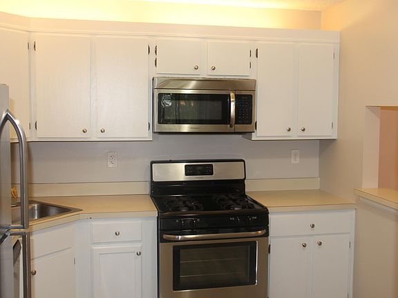 Kitchen 4
