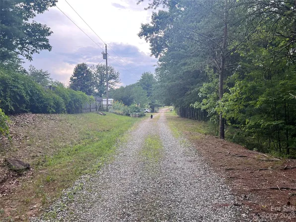 4512 Blue Ridge Blvd, Morganton, NC 28655