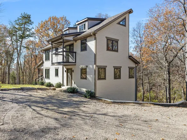 565 Shotwell Ln, Versailles, KY 40383