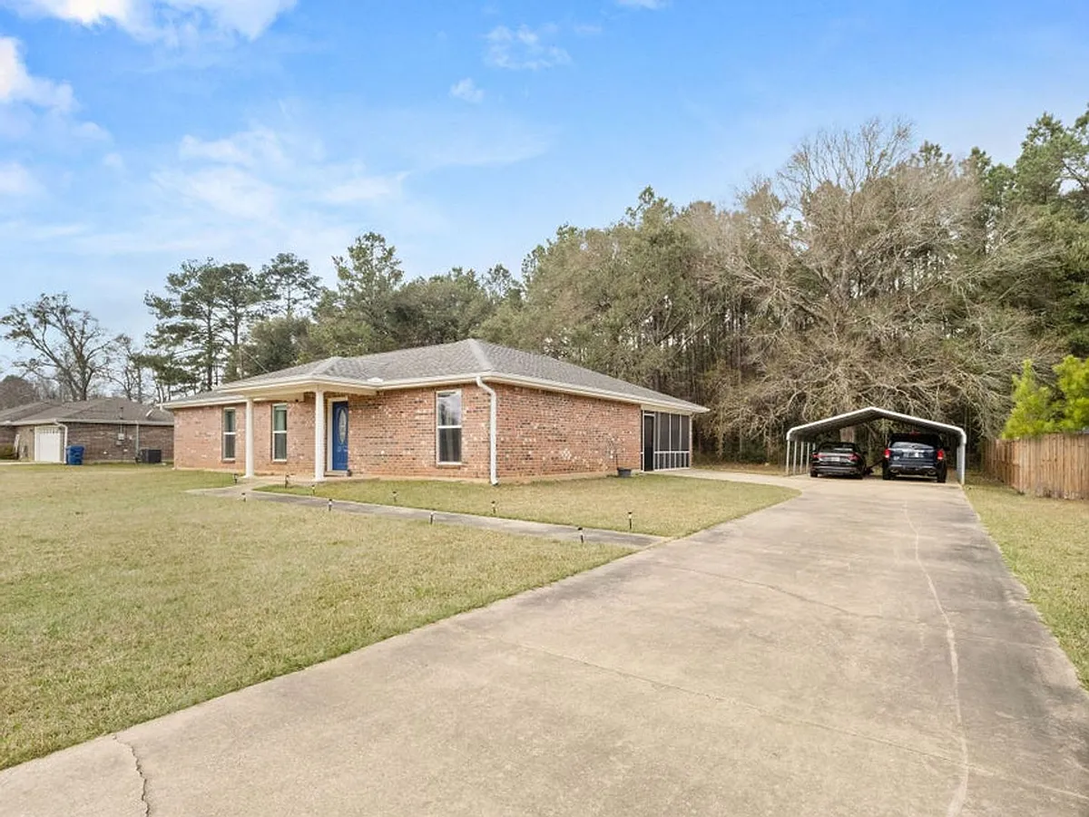 Building Photo - 6106 Fagan Cir