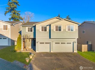 25912 35th Place S, Kent, WA 98032