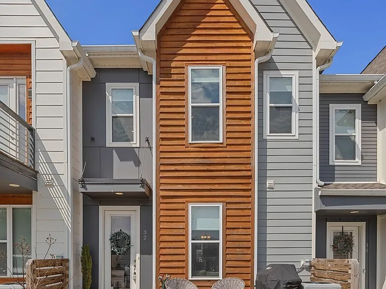 700 James Ave #32 — Photo 1