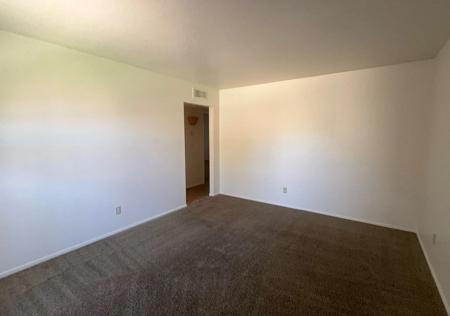699 W Ray Road-(3867CMOS $)-21218759 — Photo 2