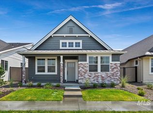 1220 N Meadowglen Ave, Meridian, ID 83642