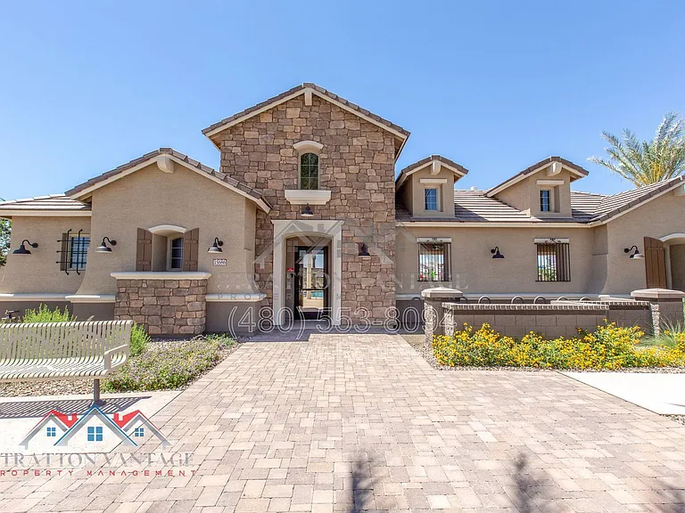 15769 W Voltaire St — Photo 50