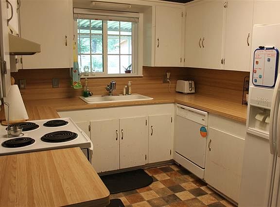2nd image of 2817 Mary Mack Dr