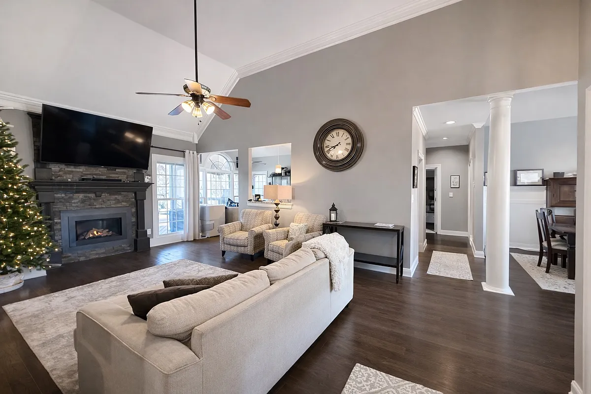 Building Photo - Rivulet Ln