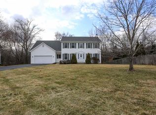 412 Donald Dr, Schenectady, NY 12306