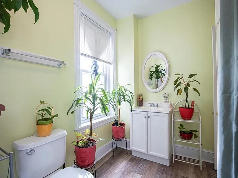 505 Washington Ave #1 — Photo 8