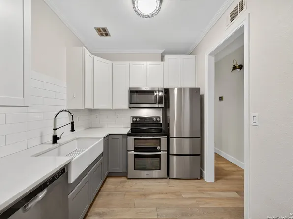 7711 Broadway Street Unit 8B #8B, San Antonio, TX 78209